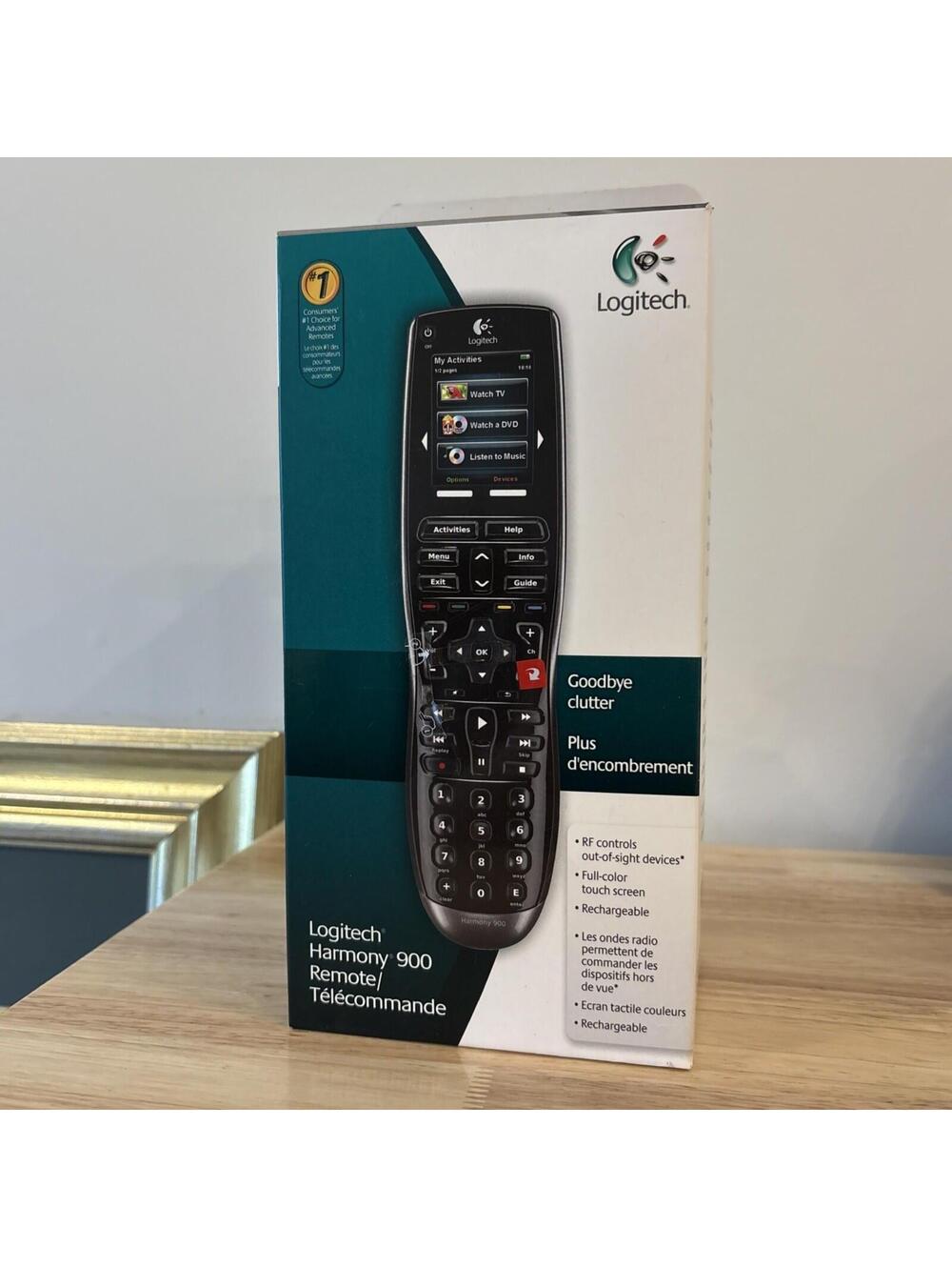Logitech Harmony 900 Remote Control w/ Charging Base, Accessories COMPLETE box